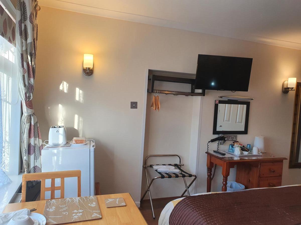 Penryn Guest House, Ensuite Rooms, Free Parking And Free Wifi Стратфорд-апон-Эйвон Экстерьер фото